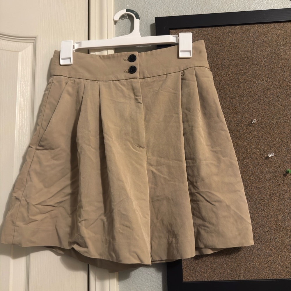 Classic Tan Women's Loose Shorts